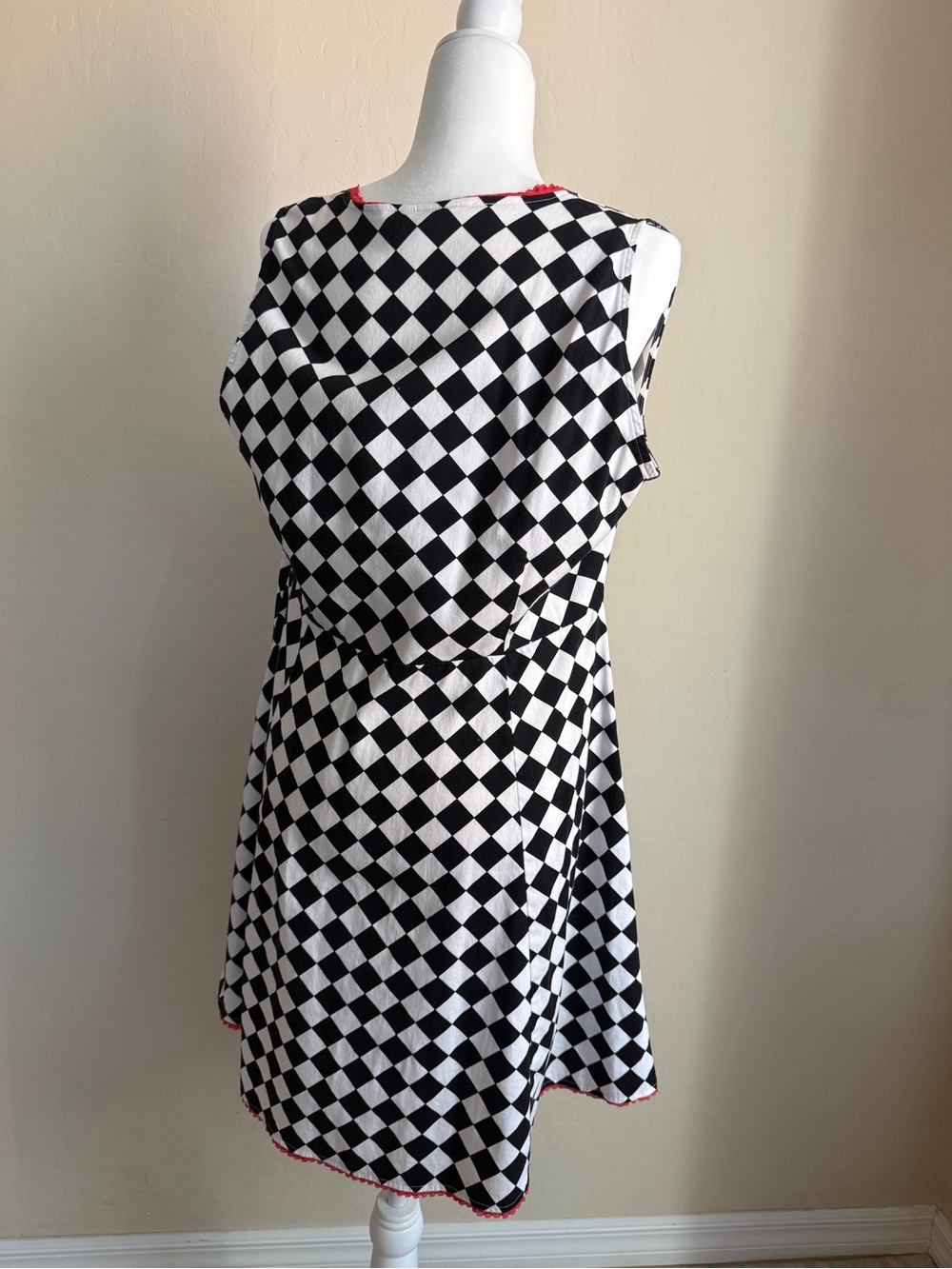 Sourpuss Speed Queen Lucille Dress Black White Diamond Halter Dress Red Trim 3XL - Picture 3 of 4